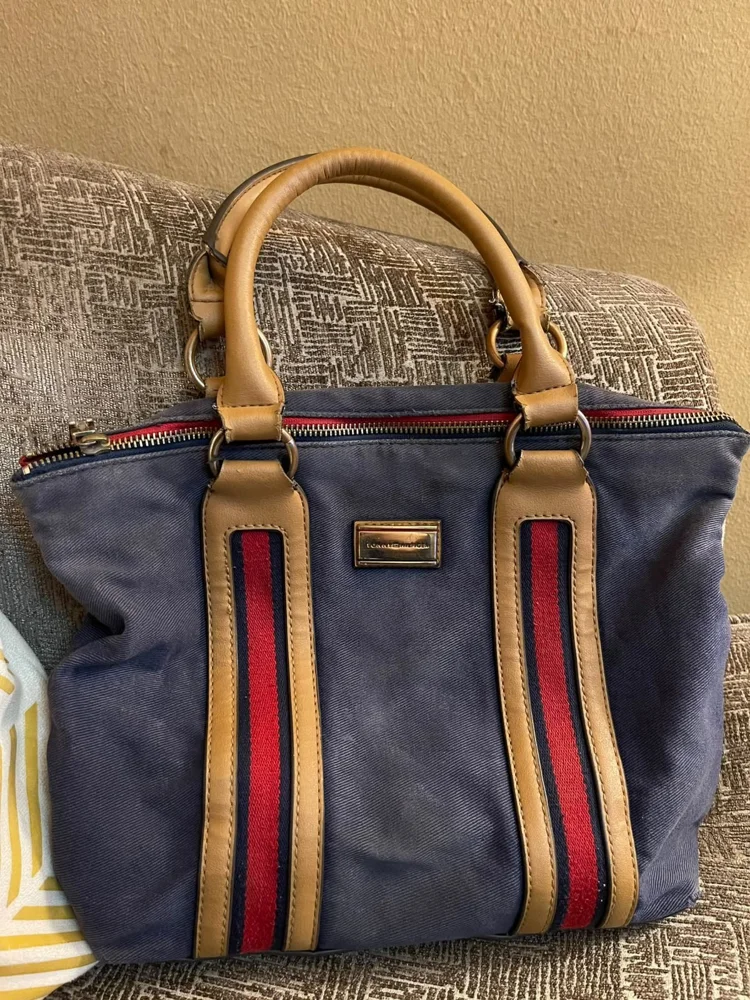 Tommy Hilfiger Tote Bags