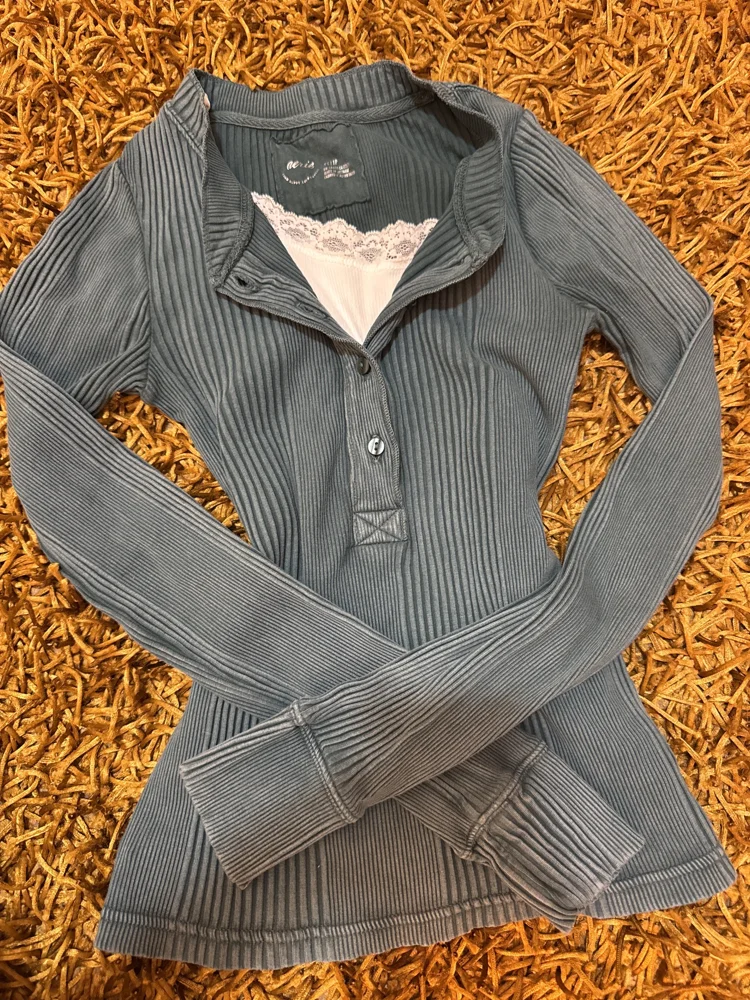 American Eagle Long Sleeve