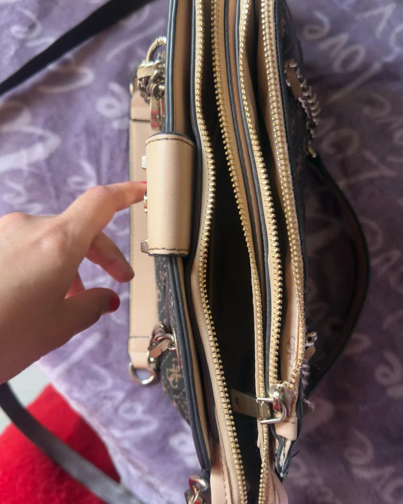 GUESS Cross-Body Bags, size Other, photo 3
