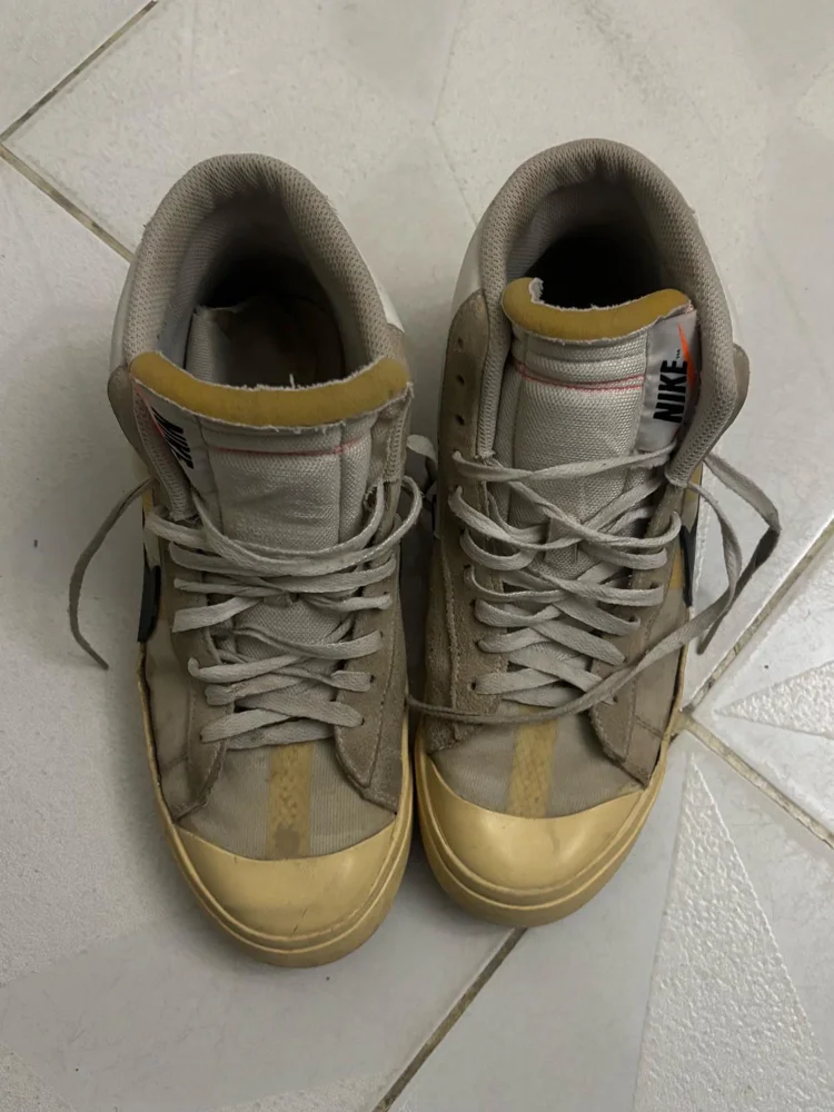 Nike Sneakers