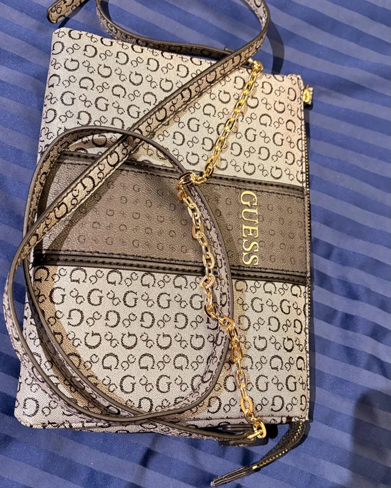 GUESS شنط كروس