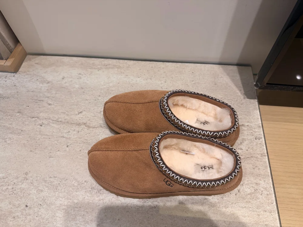 UGG Flats