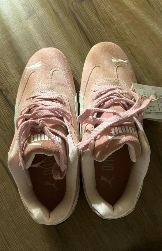Puma Sneakers