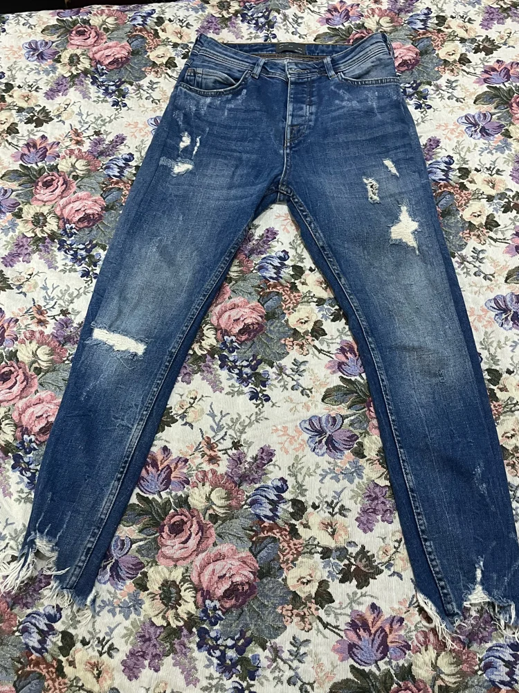 Zara Jeans