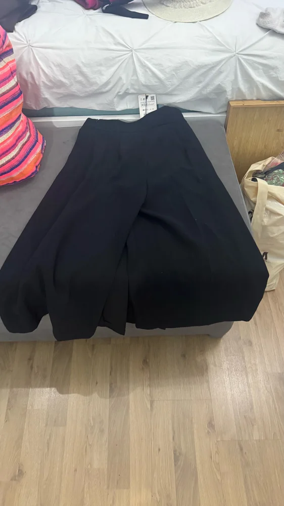 Zara جيبات