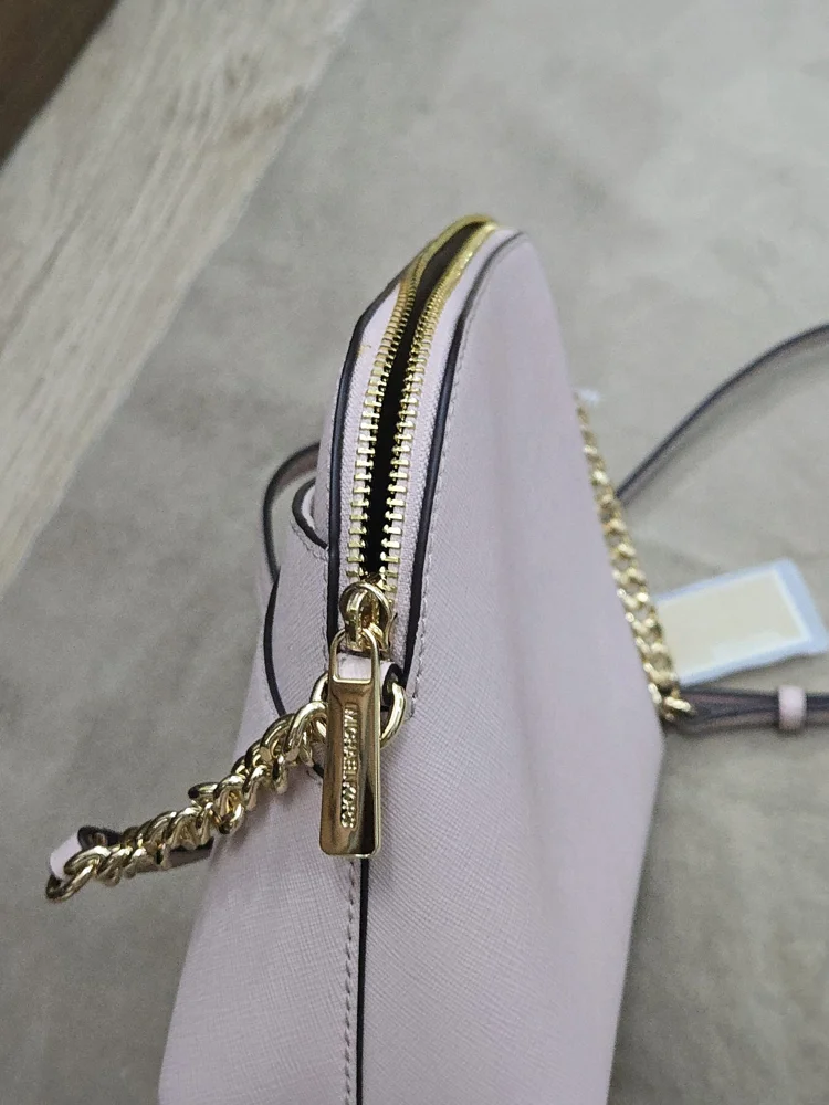Michael Kors شنط كروس، جديدة بالتيكيت، صورة 5