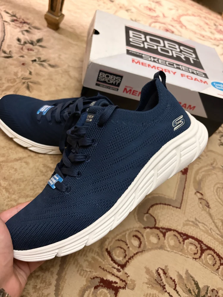 Sketchers Lace-ups