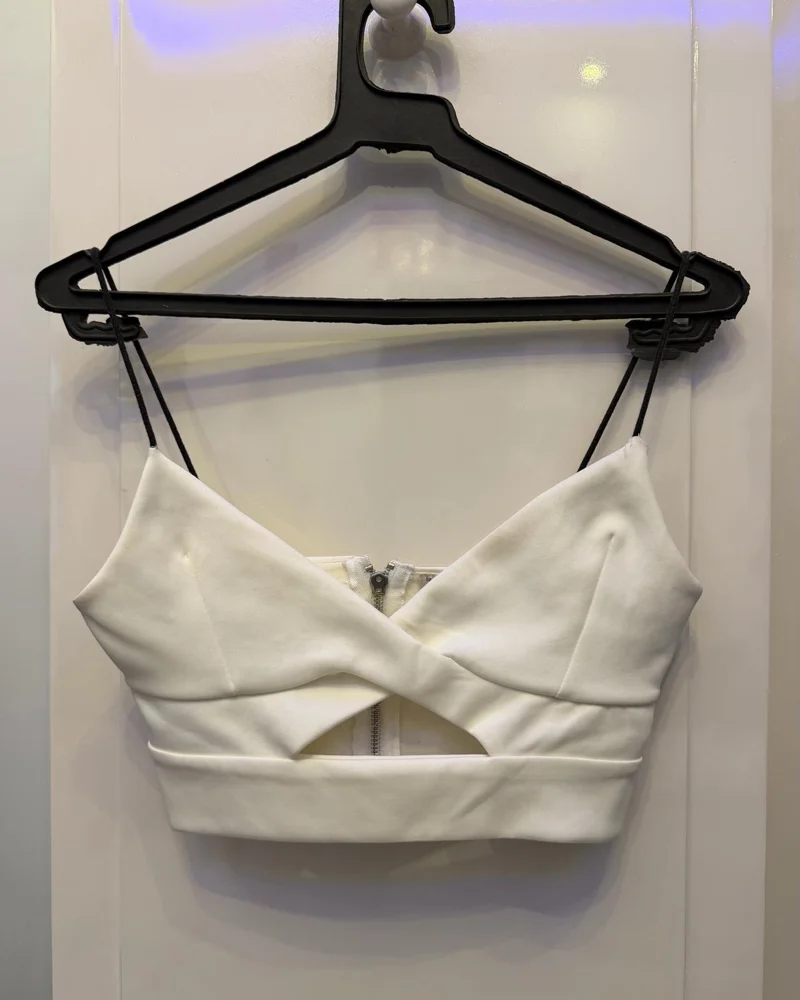 Pull & Bear Crop Tops