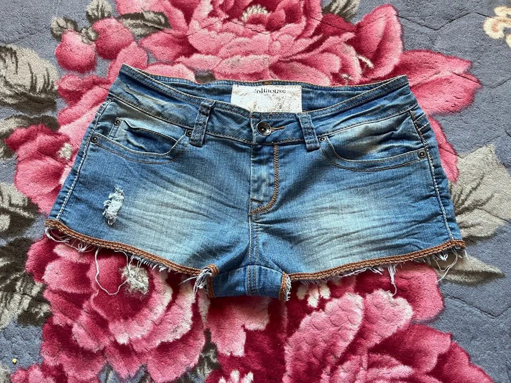 Dollhouse Shorts