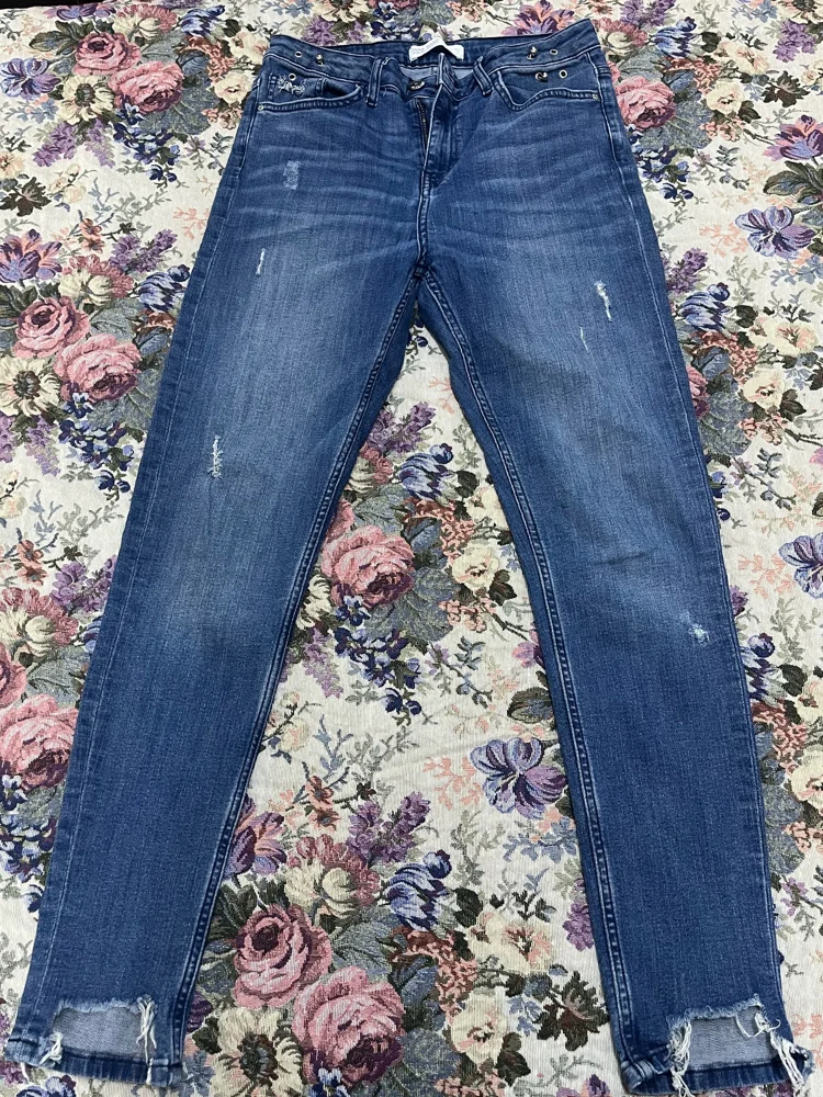 Zara چينز