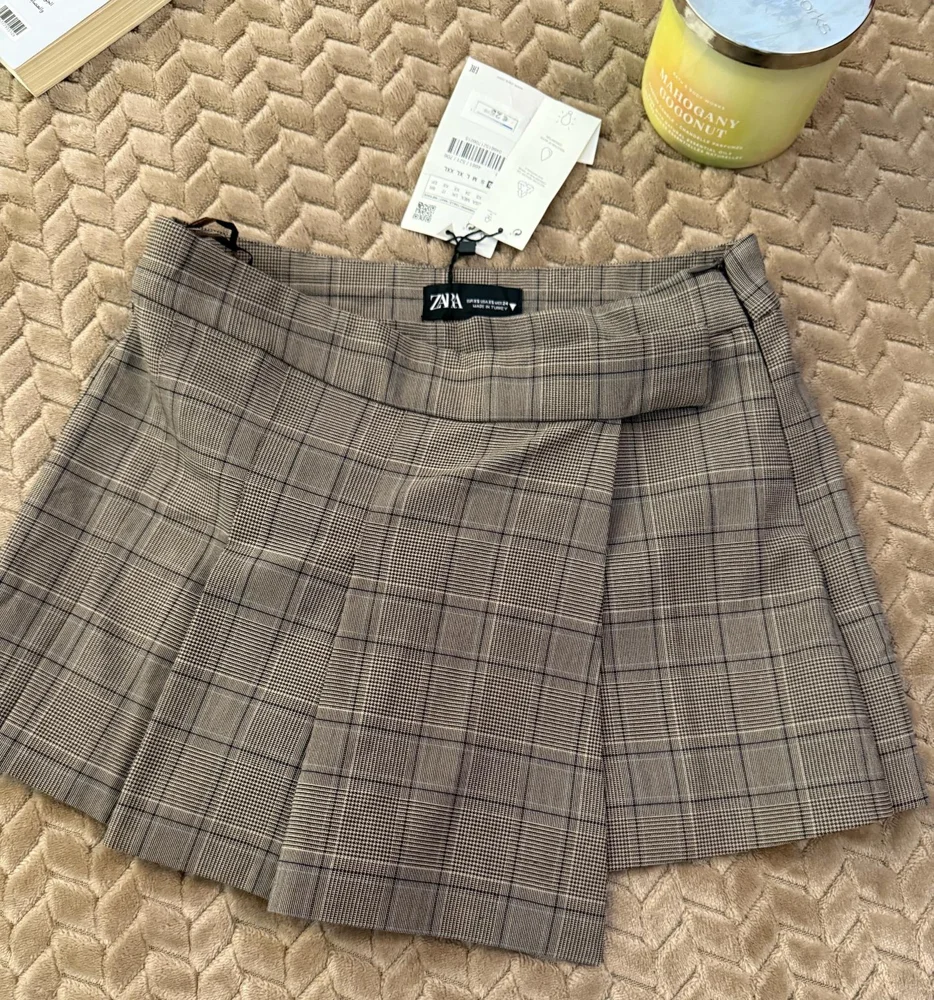 Zara Skirts
