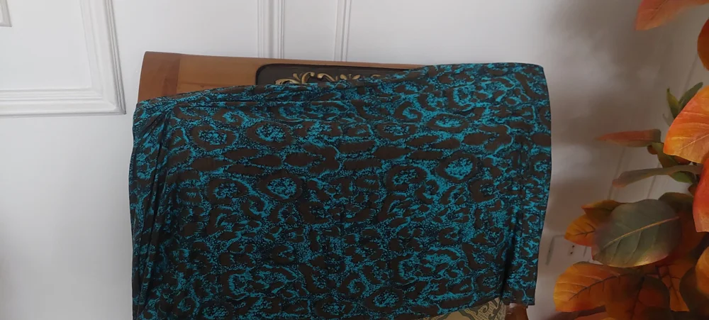 Scarves & Shawls, Very good, photo 2