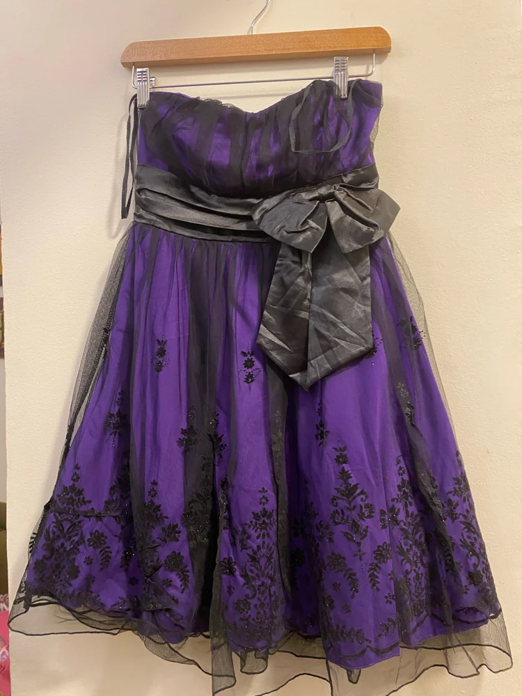Midi Dresses