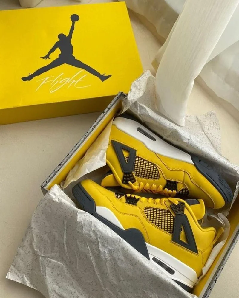 Air Jordan Sneakers, size 40, photo 2