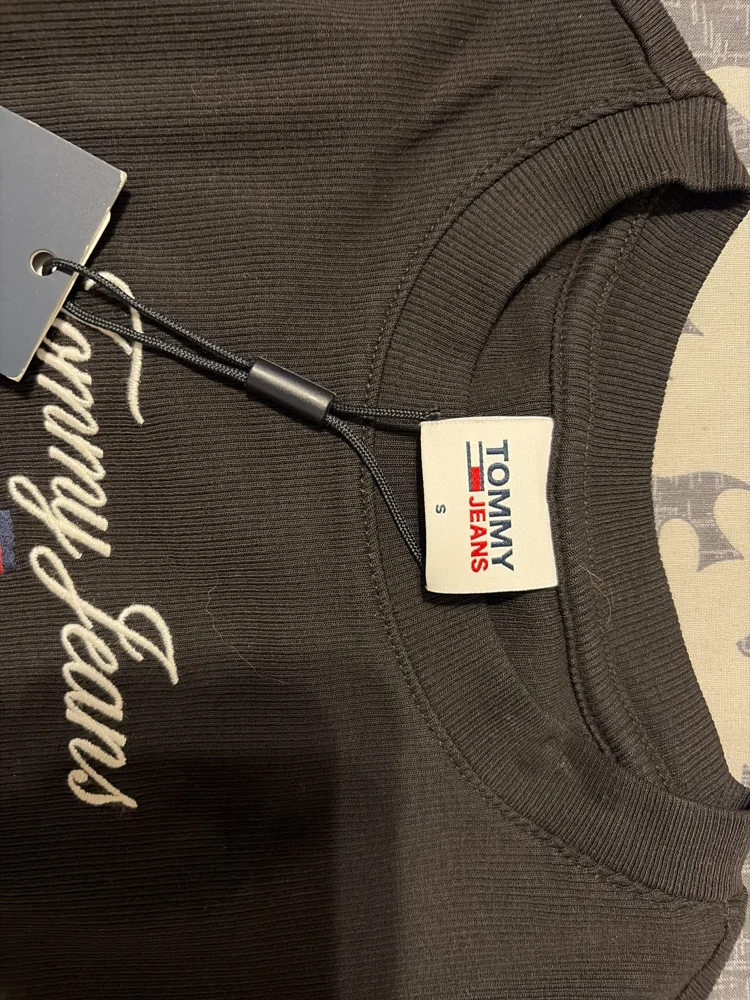 Tommy Hilfiger Crop Tops, New with tags, size S / 36 / 8, photo 3