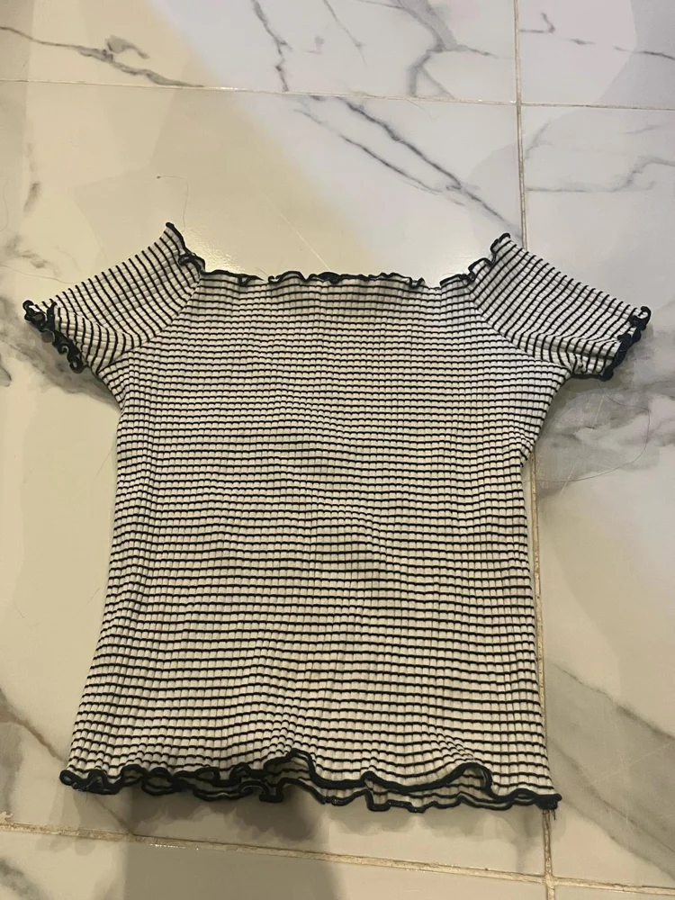 Zara كامي توب