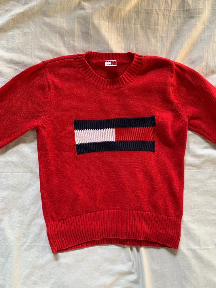 Tommy Hilfiger Sweaters & Pullovers