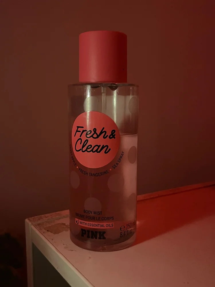 Pink برفانات