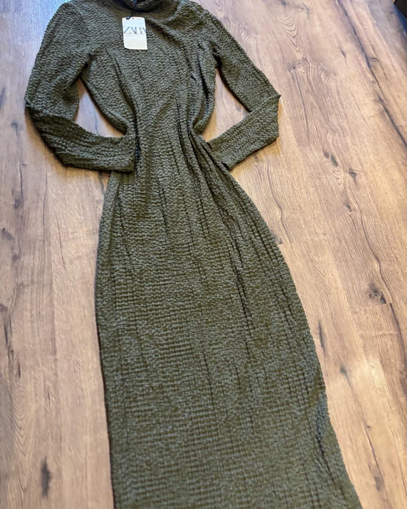 Zara فساتين طويلة