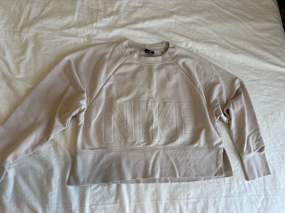 Nike Sweatshirts