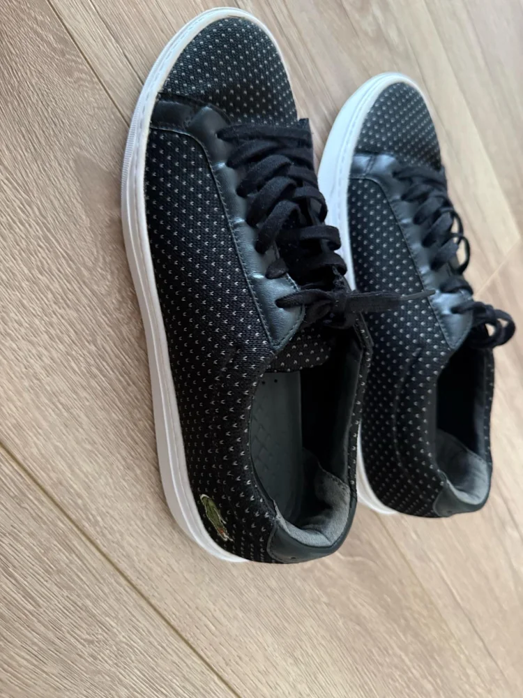 Lacoste سنيكرز