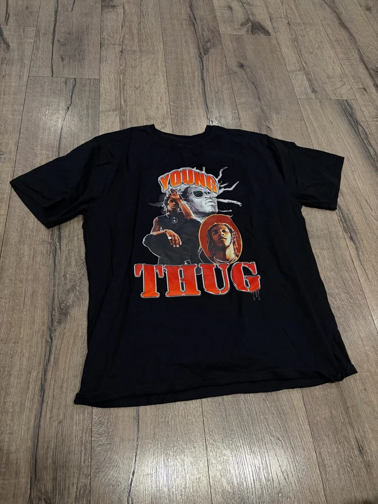 T-shirts, size M
