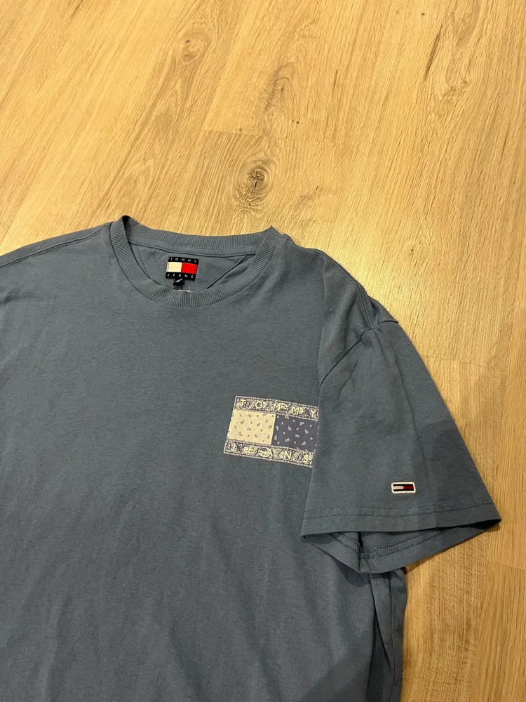 Tommy Hilfiger T-shirts, size M, photo 3