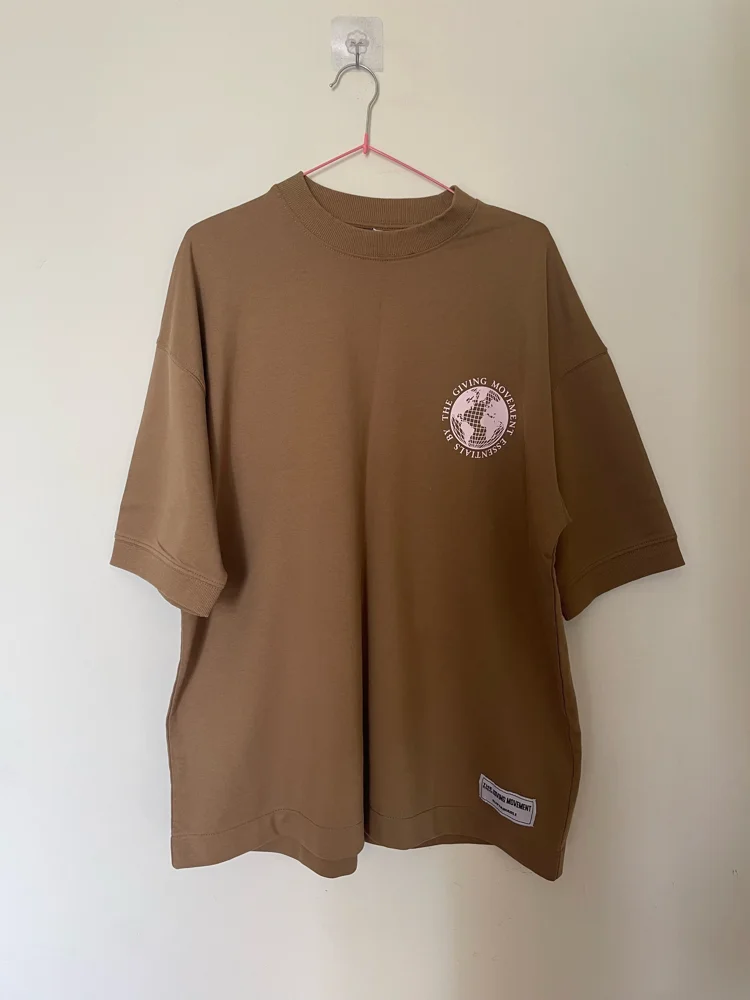 T-shirts, size L