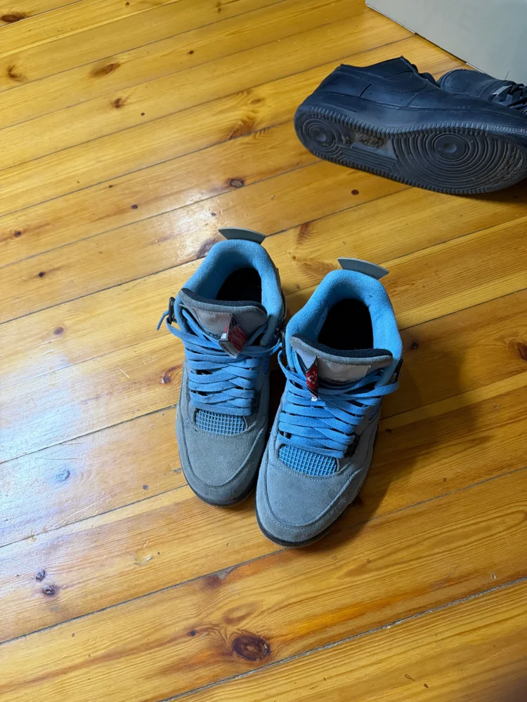 Air Jordan Sneakers, size 42, photo 2
