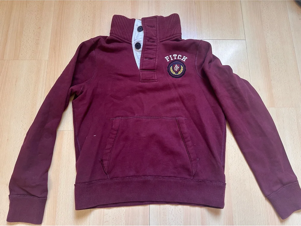Abercrombie & Fitch Sweatshirts