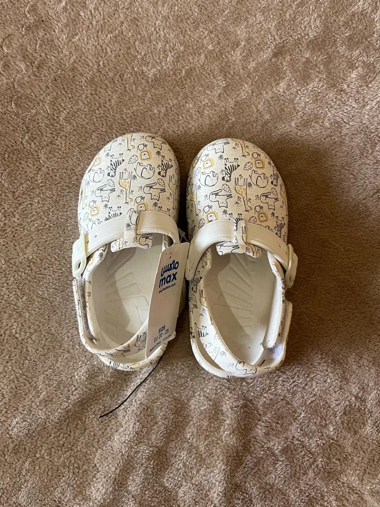 Max Shoes