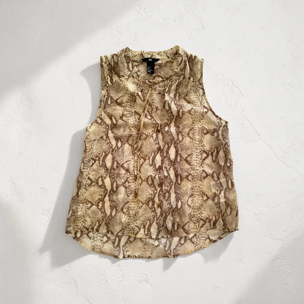 H&M Blouses
