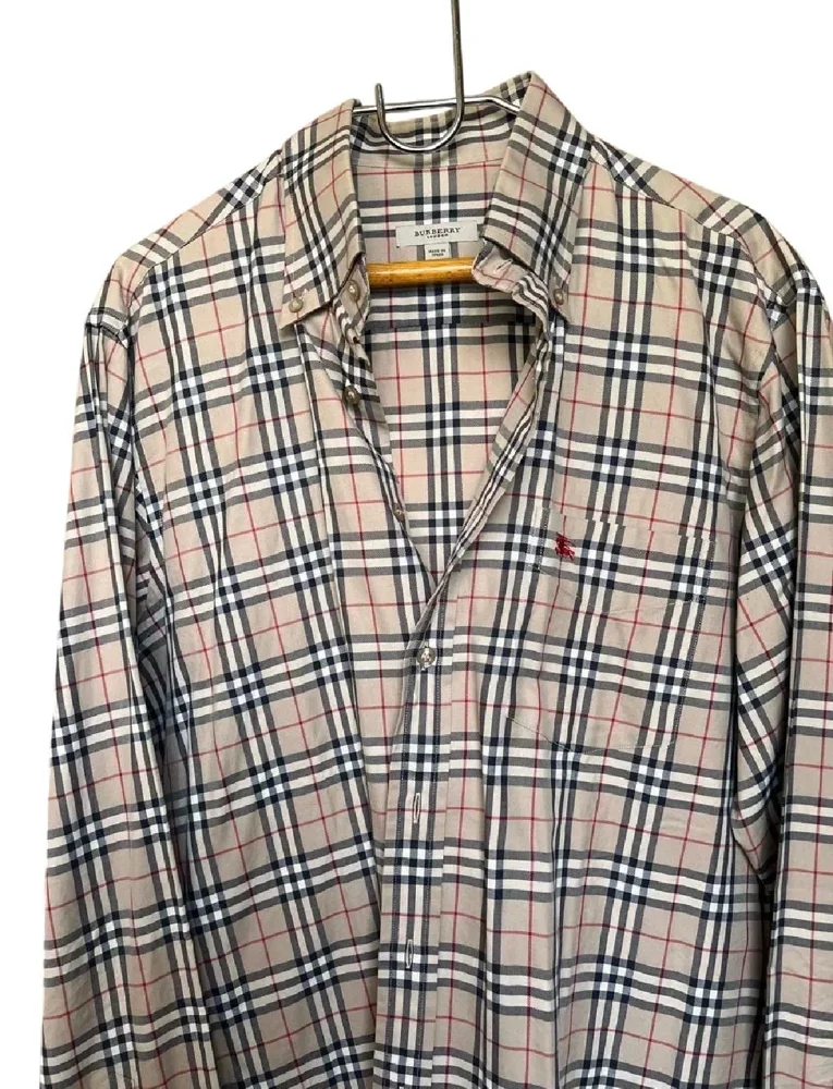 Burberry قمصان