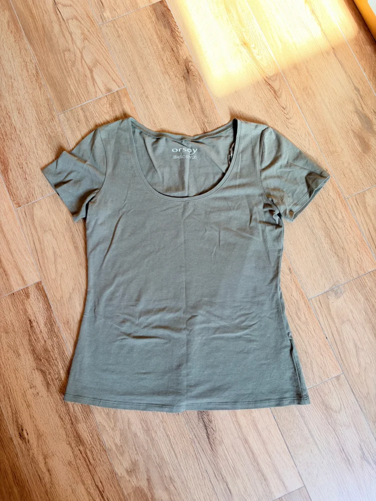 T-shirts