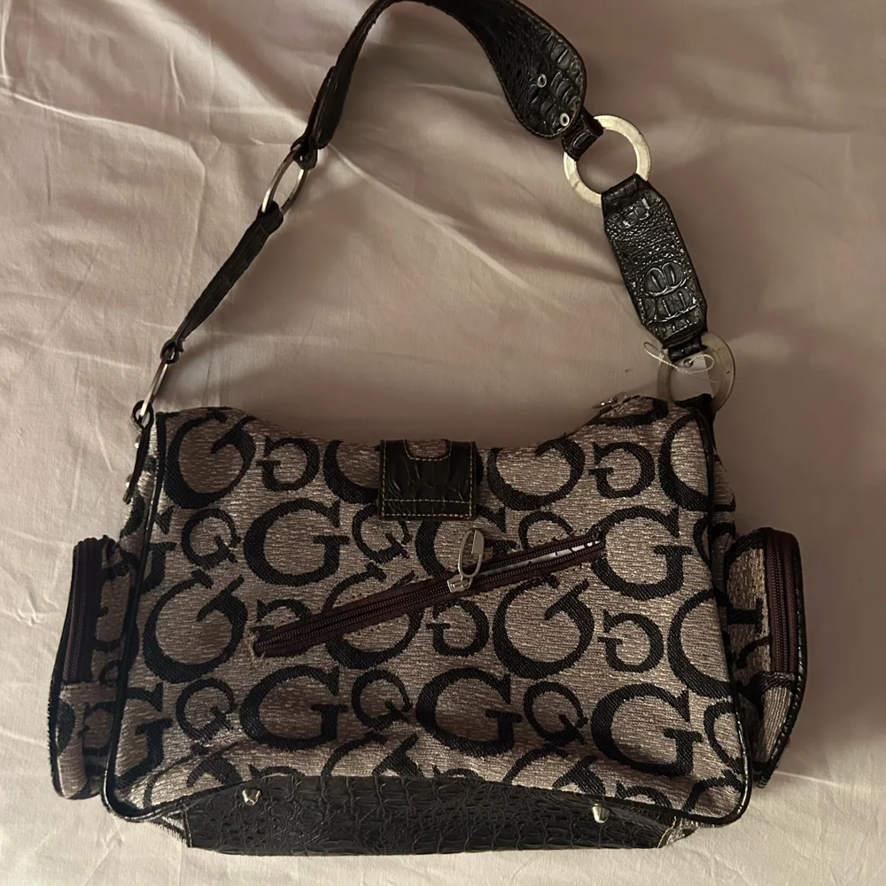 GUESS Shoulder Bags, size Other, photo 3
