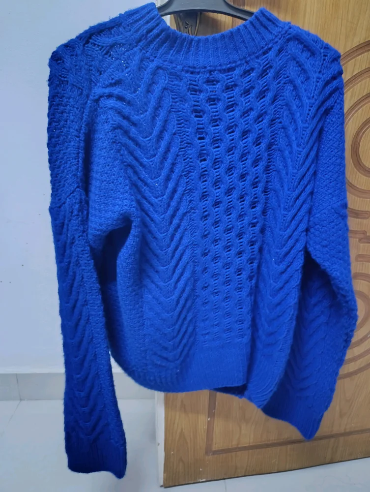 Sweaters & Pullovers