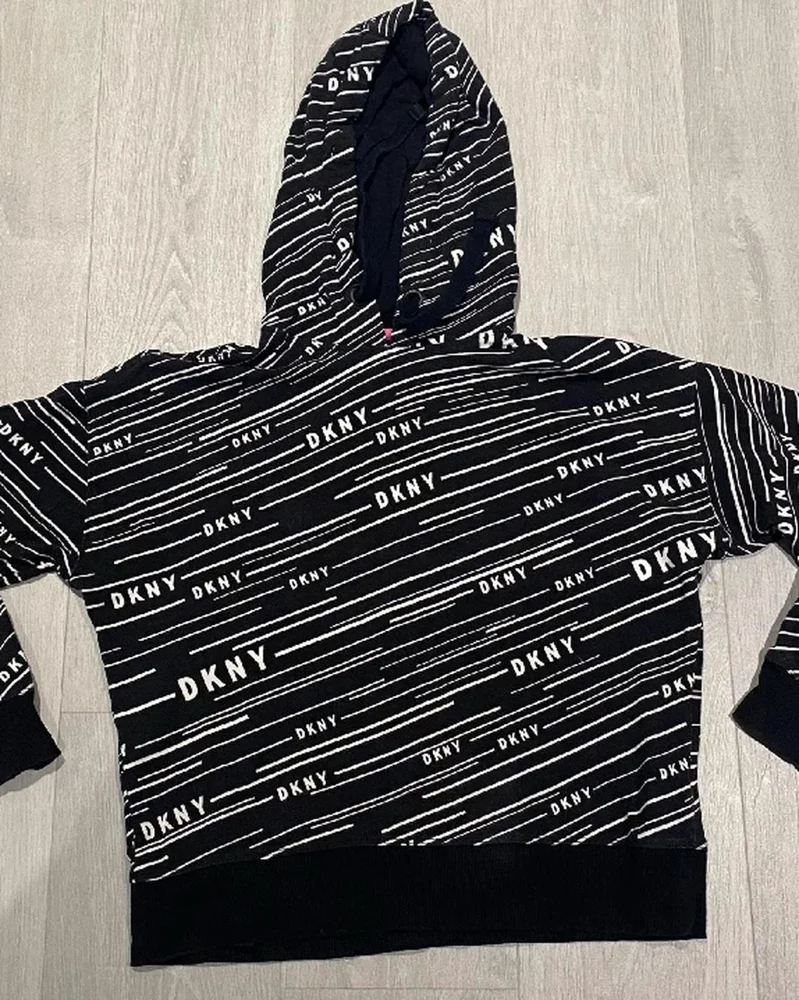 DKNY هودي