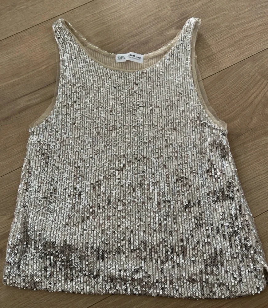Zara تانك توب