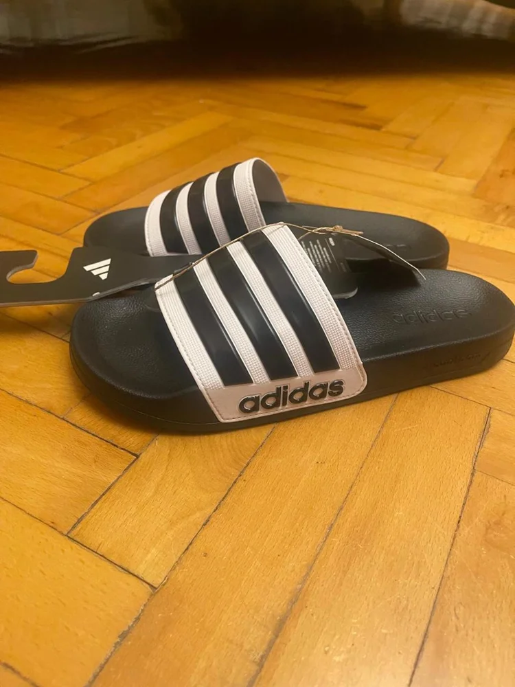 adidas Flip-flops