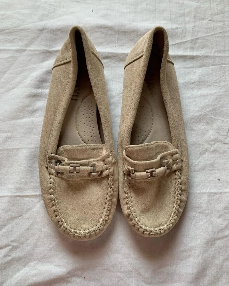 deja vu Flats
