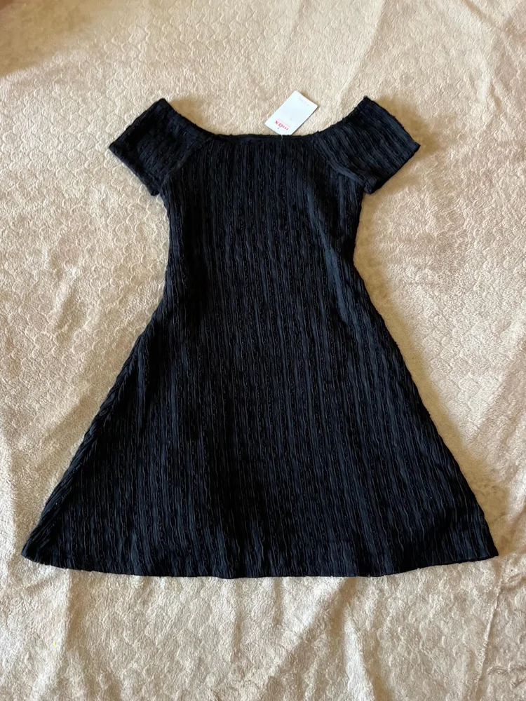 Max Mini Dresses