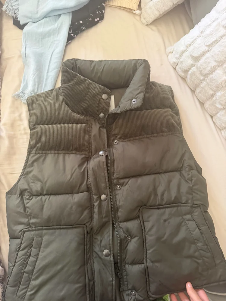 American Eagle Sweaters & Pullovers