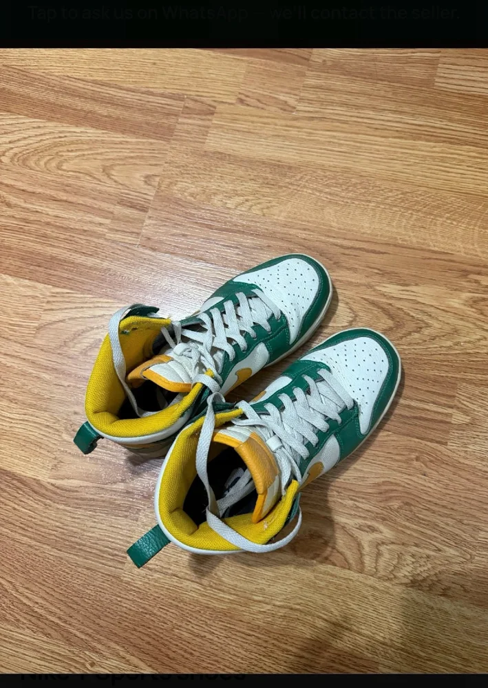 Nike Sneakers
