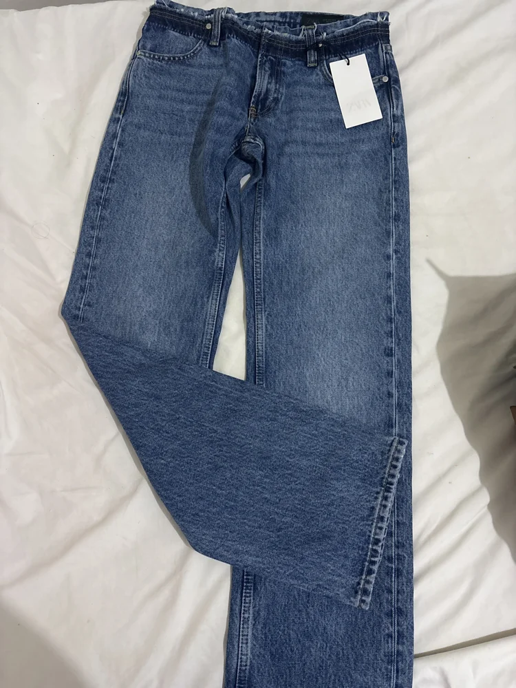 Zara Jeans