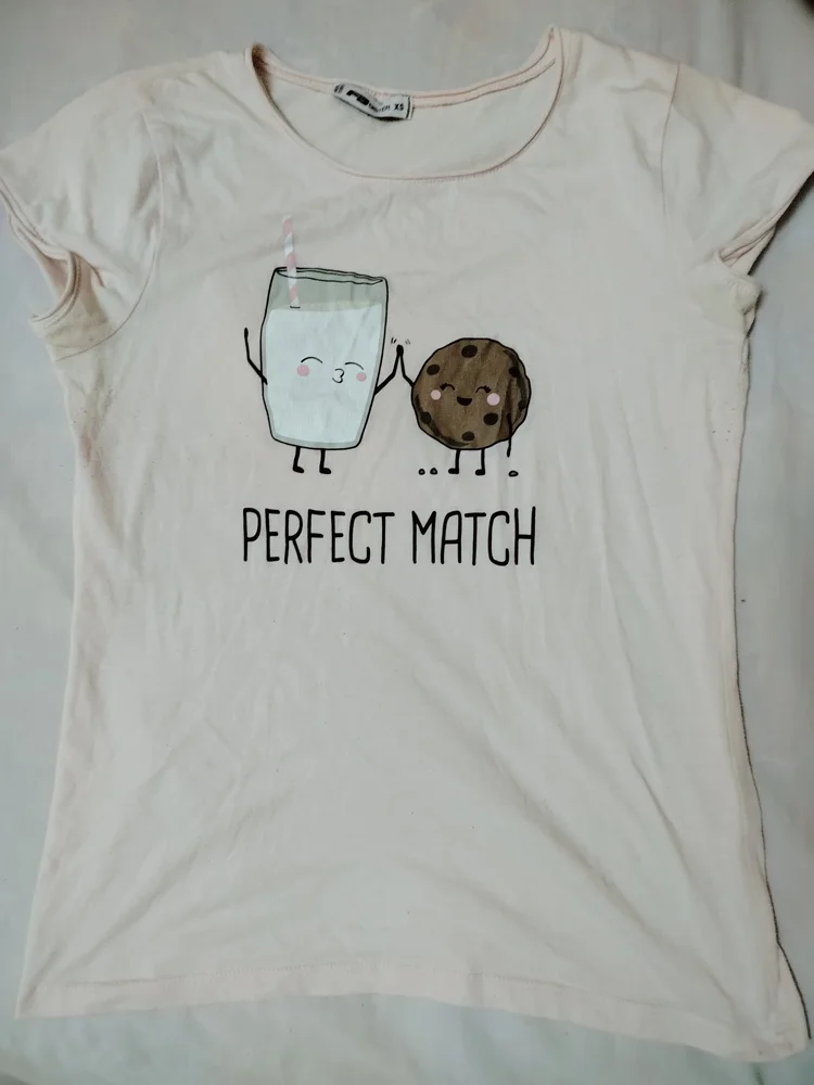 FB Sister T-shirts, size XS / 34 / 6