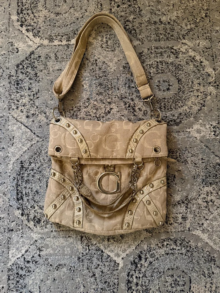 GUESS Shoulder Bag