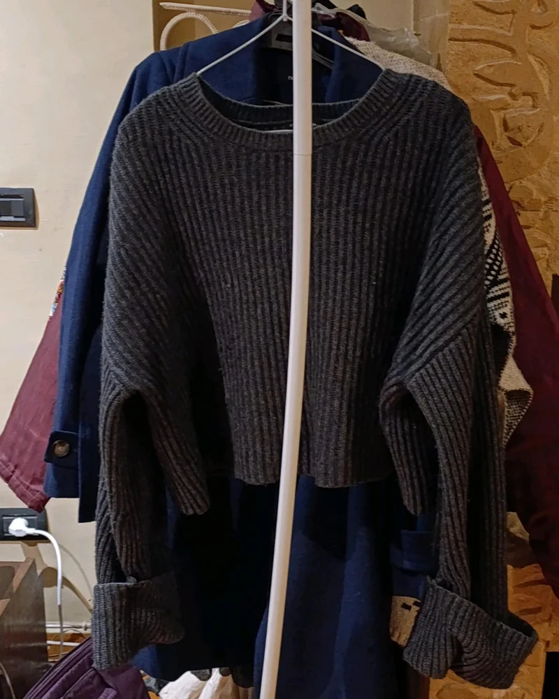 Banana Republic Sweaters & Pullovers