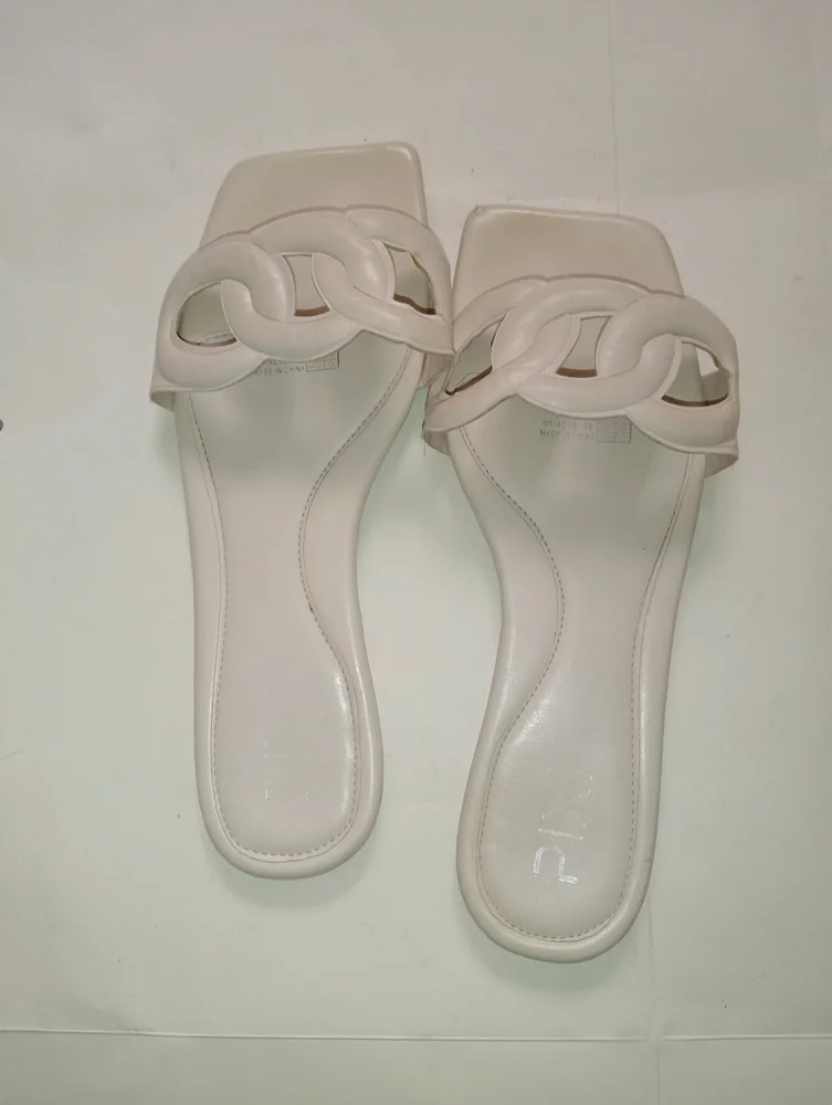 Pixi Sandals