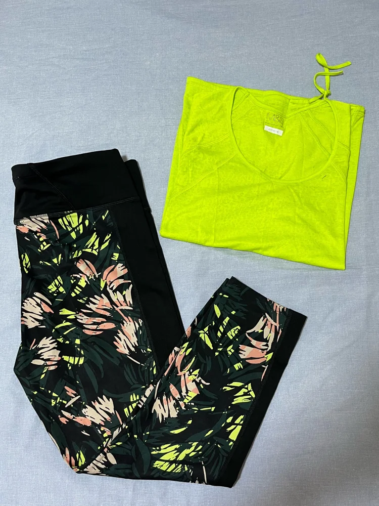 Marks & Spencer أطقم