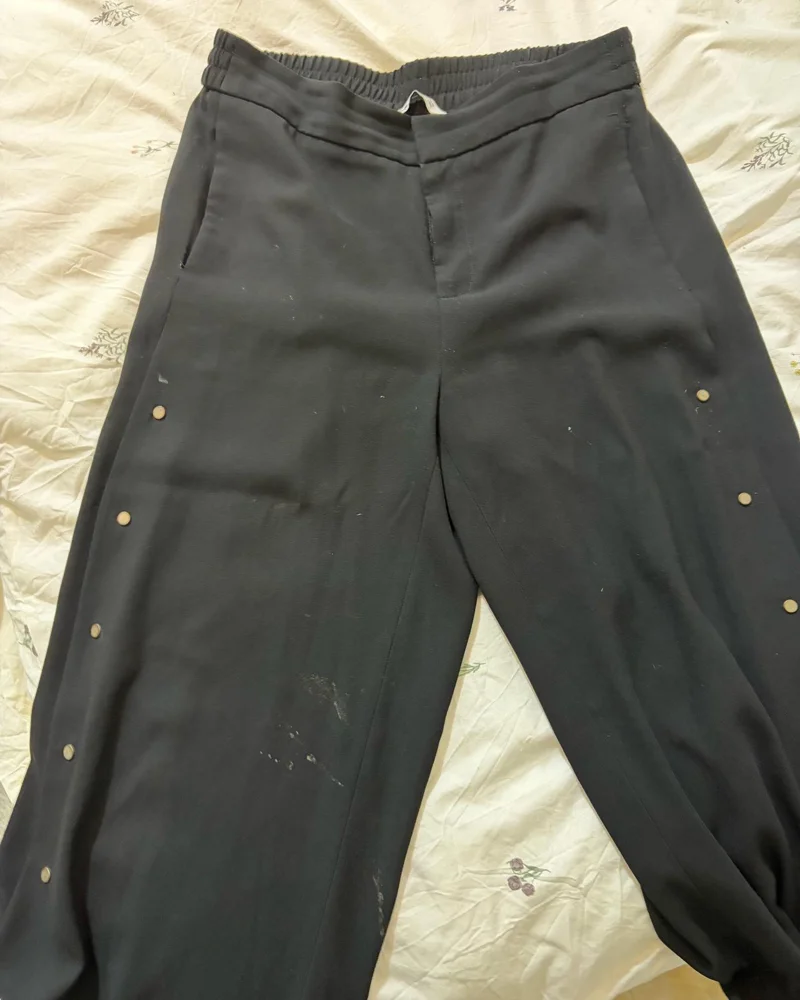 Zara بنطلونات